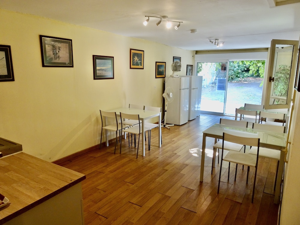 Standard Double or Twin Room, Private Bathroom, Park View photo 3