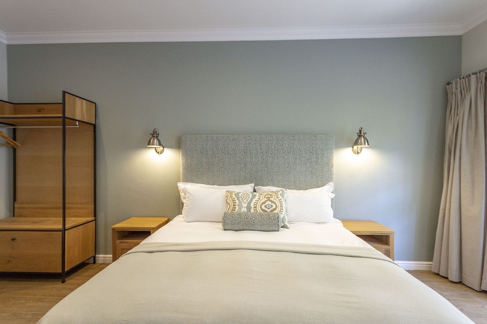 Luxury Room, 1 King Bed, Accessible