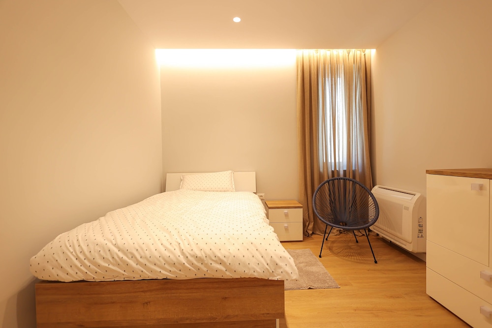 Junior Villa, 3 Bedrooms, 2 Bathrooms, Pool View