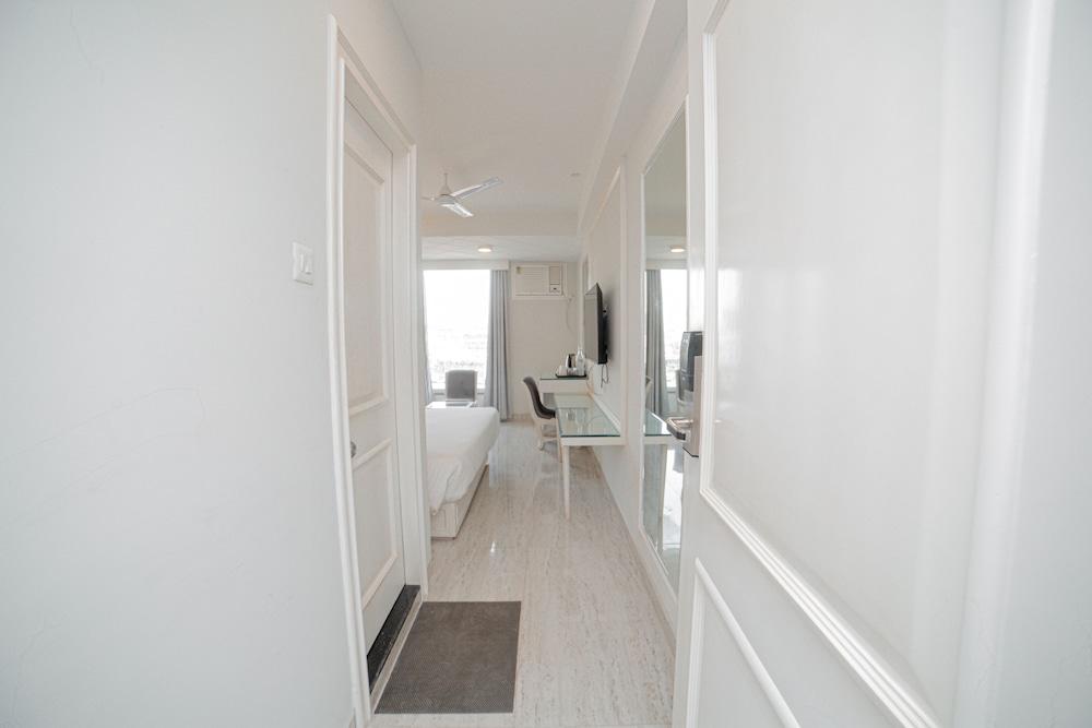 Standard Double Room - Photo 4