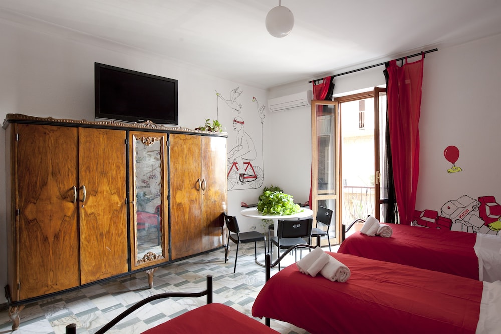 Quintuple Room with External Bathroom photo 2