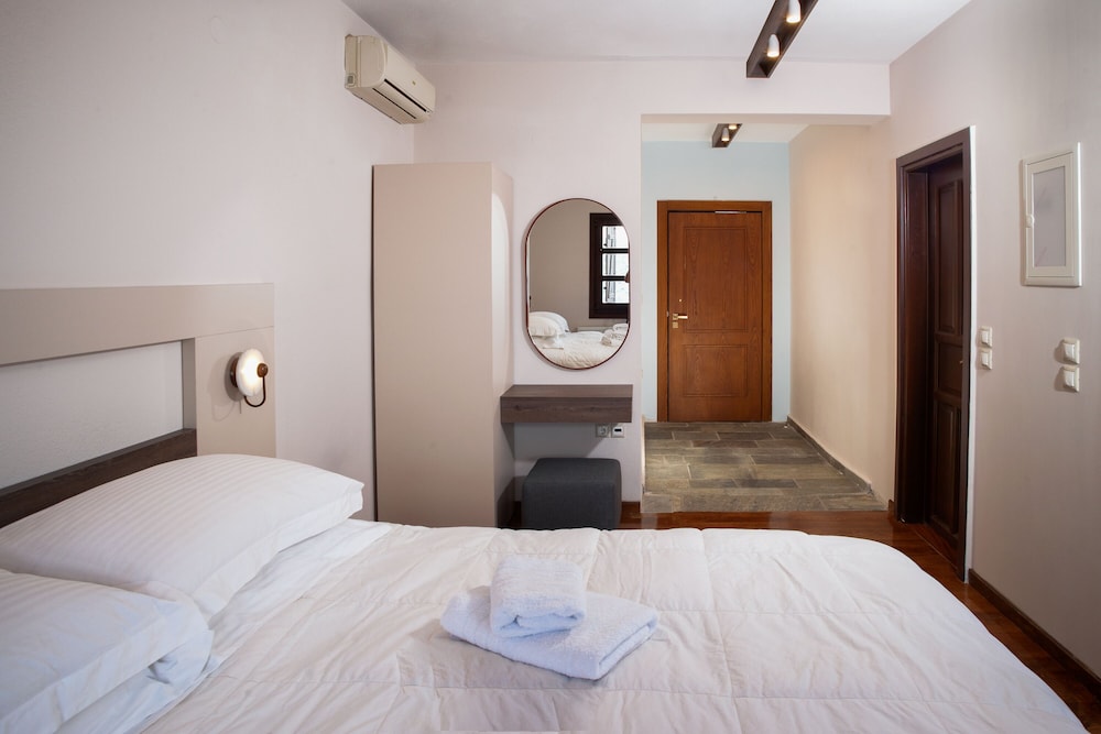 Junior Suite, Fireplace - Photo 2