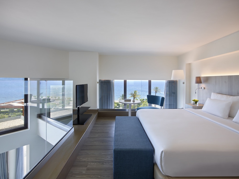 Rodian Suite, Sea View thumbnail 5