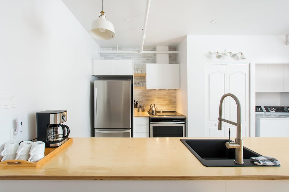 Apartment, 2 Bedrooms, Patio (SR301)