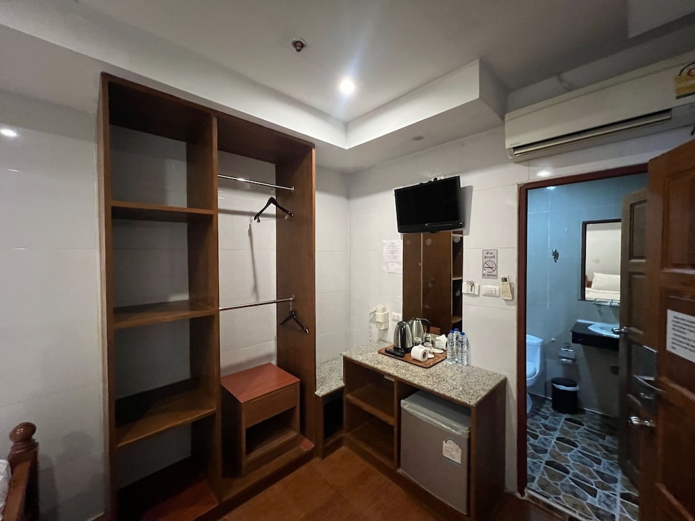 Standard Double Room - Photo 5