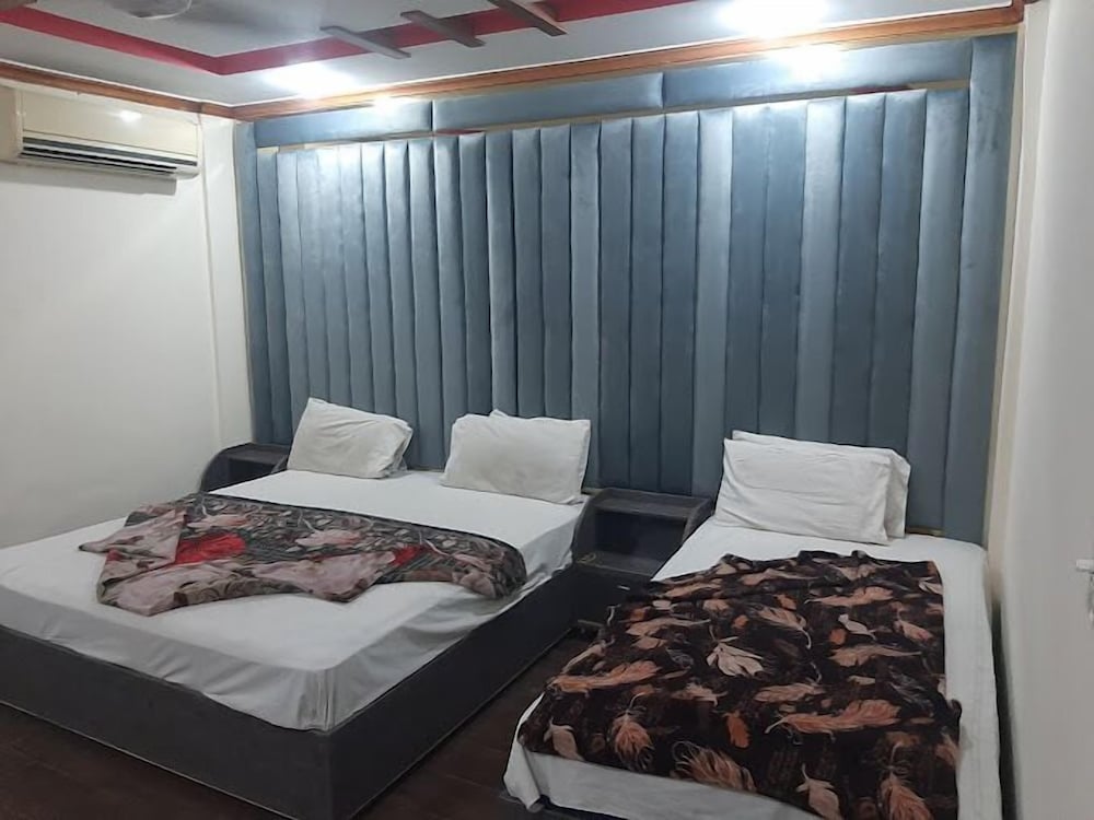 Deluxe Double Room photo 2