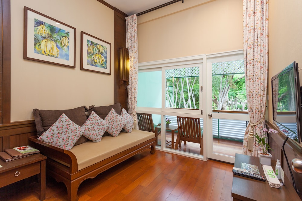 Deluxe Double Room, Garden View photo 3