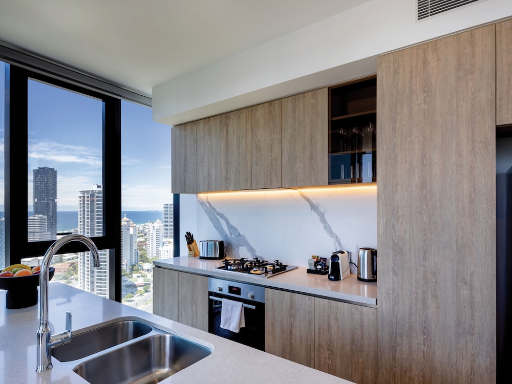2 Bedroom Family Ocean View Apartment (No Housekeeping) - Photo 4