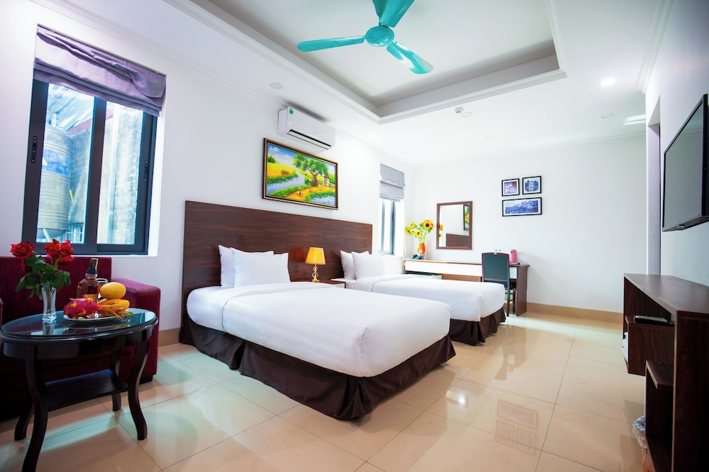 Deluxe Double or Twin Room, Courtyard View