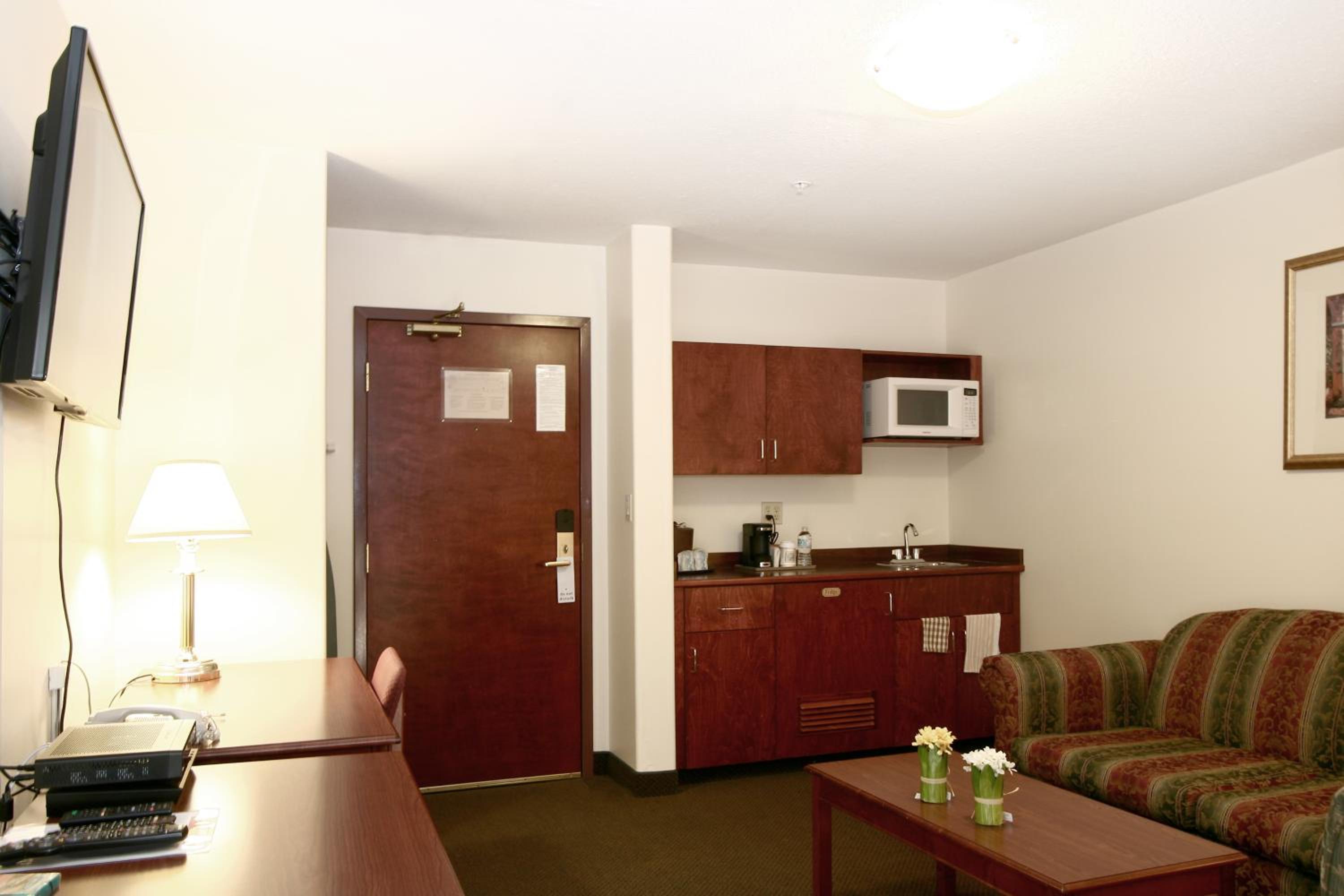 Queen Suite photo 2