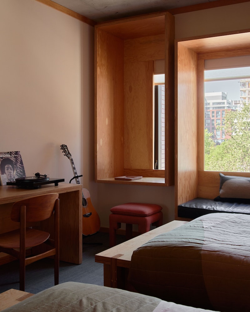 Room, 2 Double Beds - Photo 2