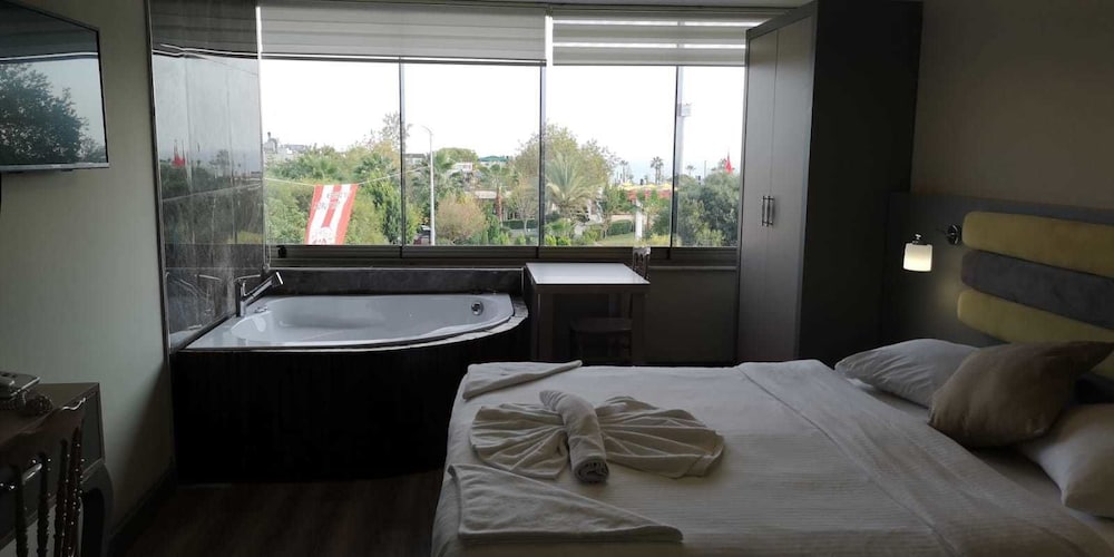 Studio Suite, Sea View photo 1