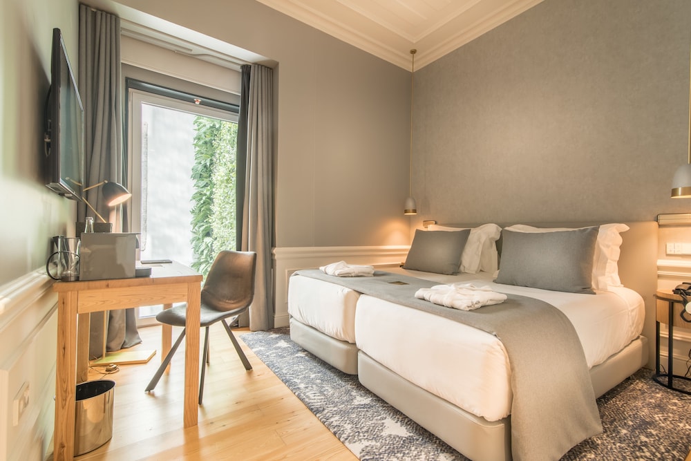 Classic Double or Twin Room photo 3