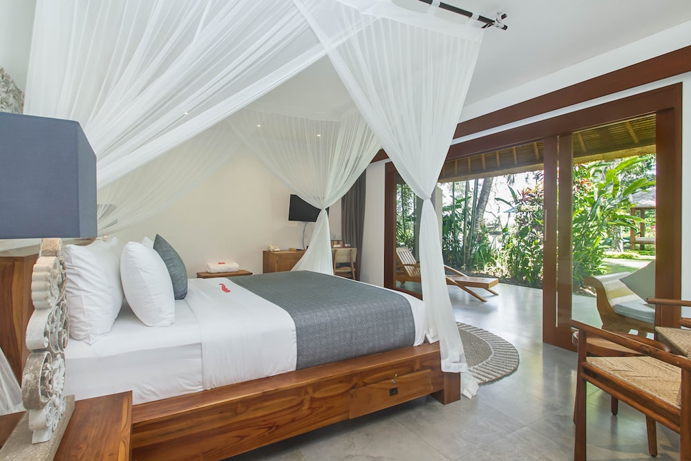 Deluxe Suite, Garden View