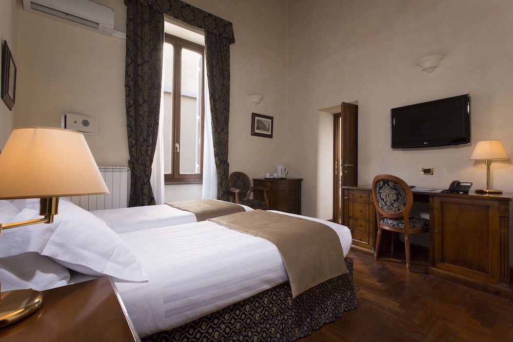 Superior Twin Room photo 2