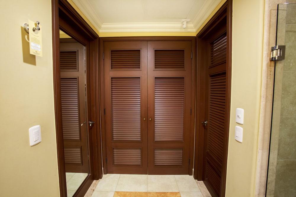 Super Executive Suite Ocean View with Jacuzzi - Photo 18