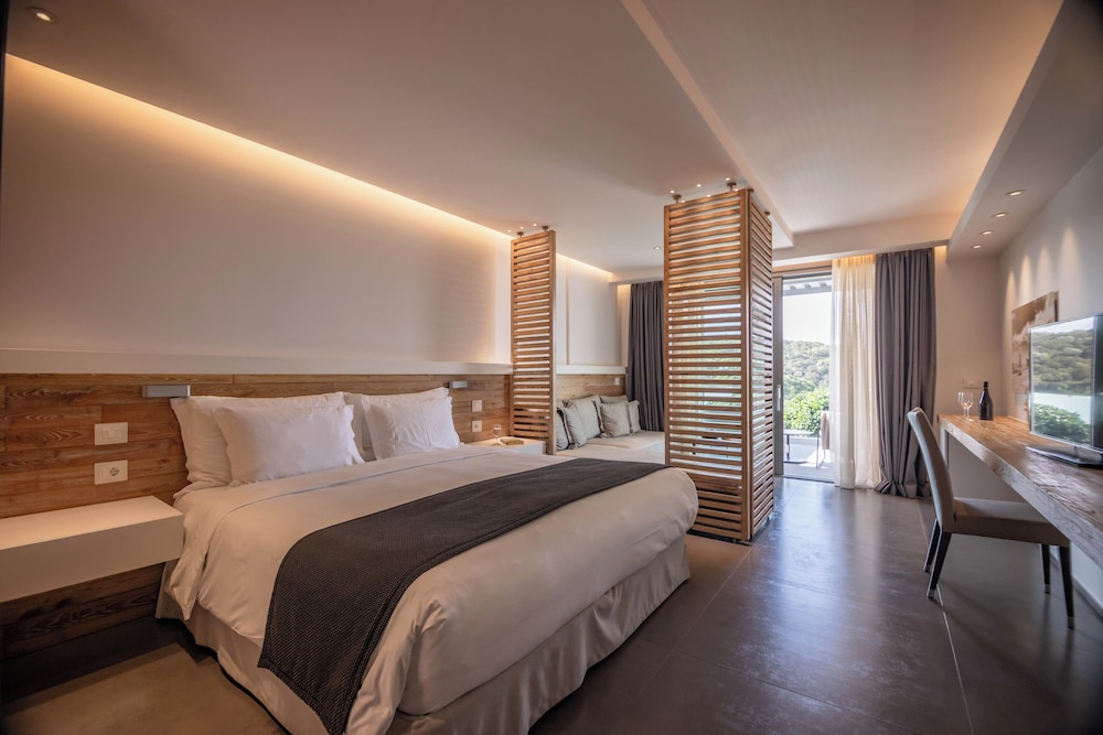 Executive Junior Suite Sea View, Patio Private Pool - Photo 3
