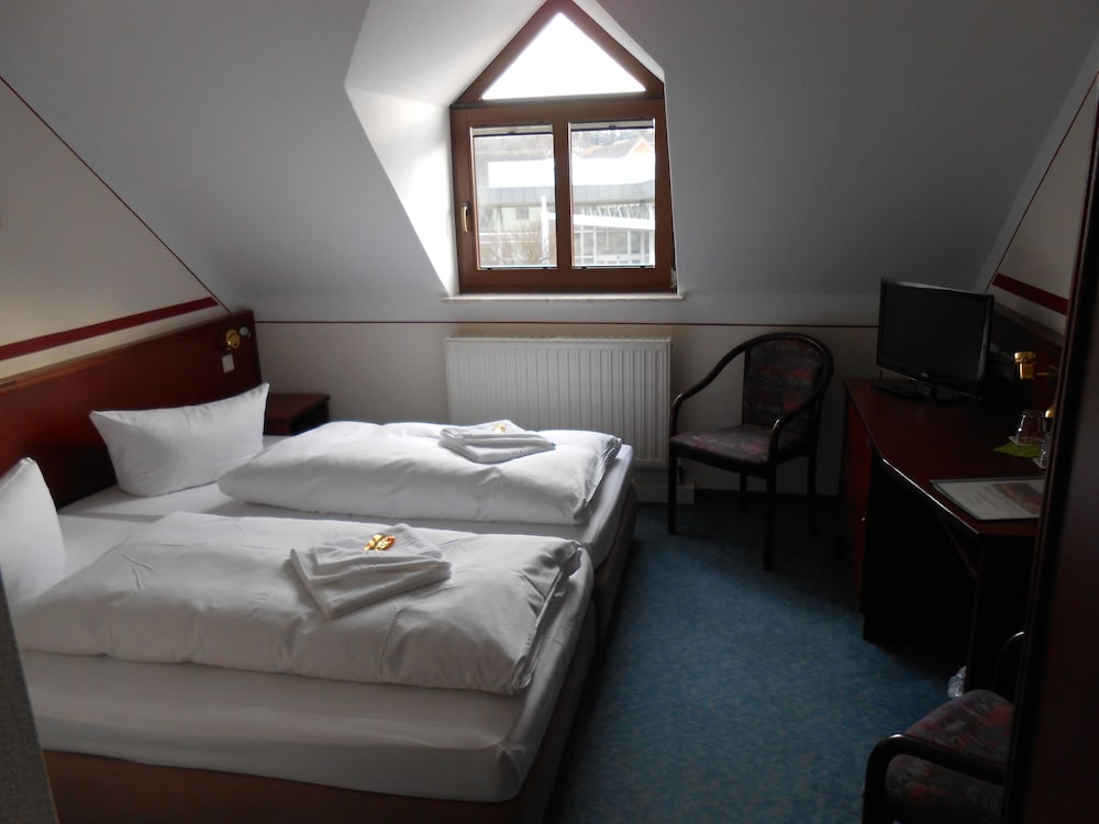 Comfort Double or Twin Room, Private Bathroom photo 3