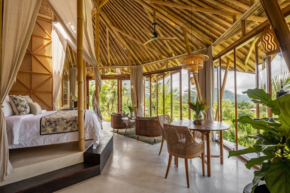 Luxury Villa, 1 King Bed, Private Pool, Hill View