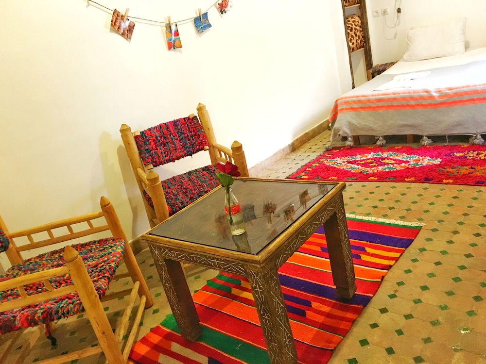 Economy Triple Room, 1 Bedroom, Ensuite photo 2