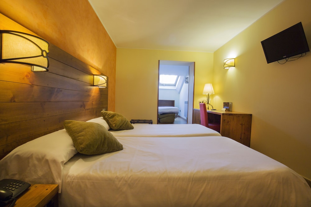 Triple Room (3 adults)