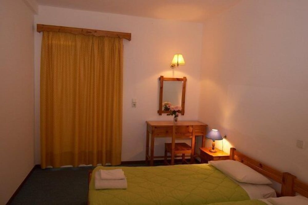 Standard Room photo 3