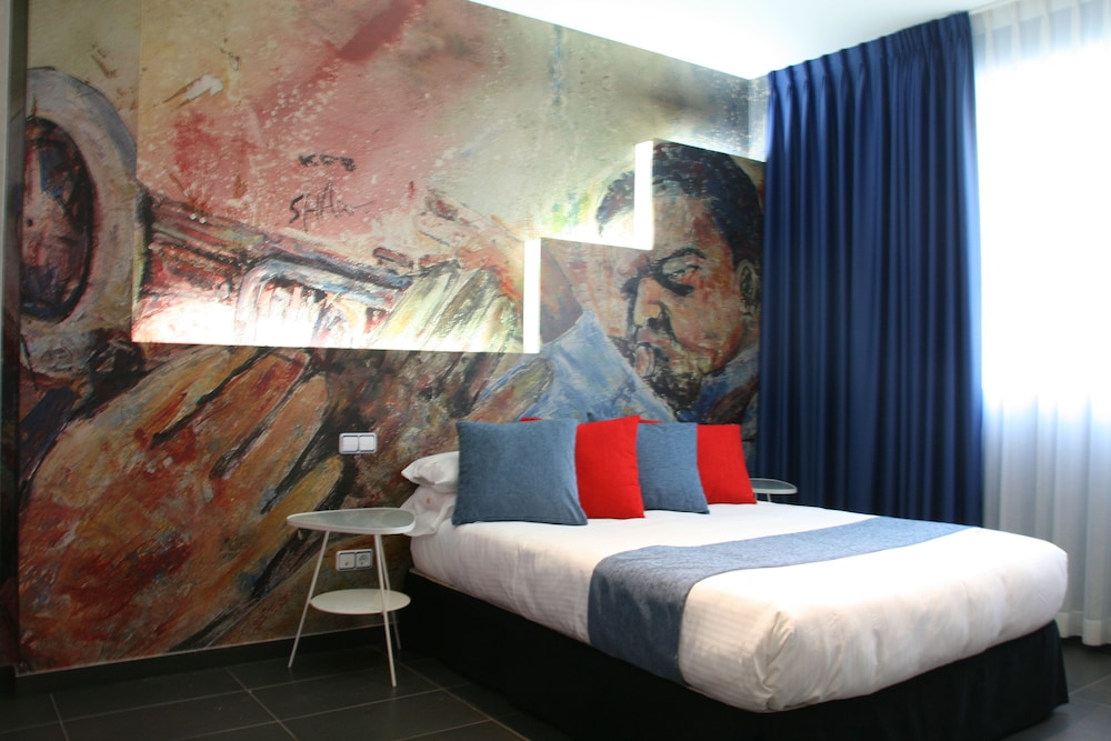 Deluxe Double Room - Photo 2