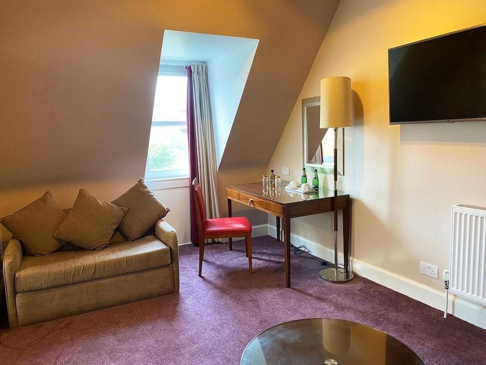Superior Double or Twin Room photo 3
