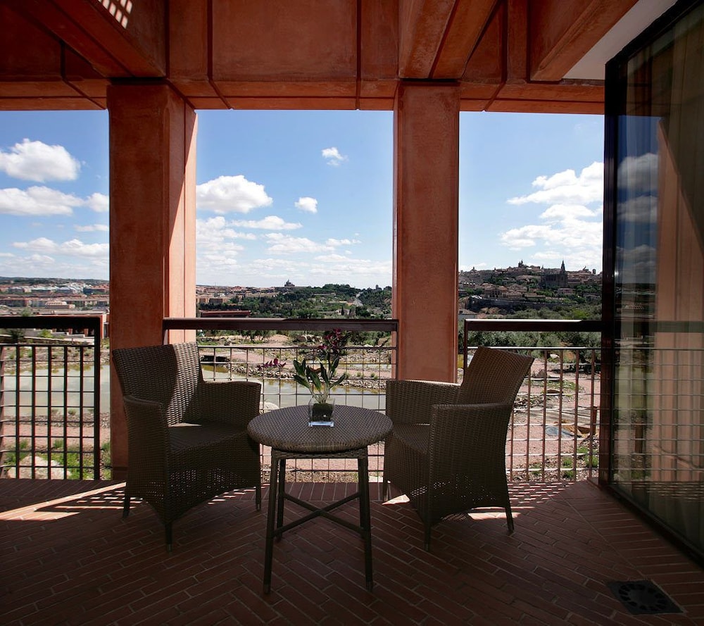 Suite, Terrace, City View photo