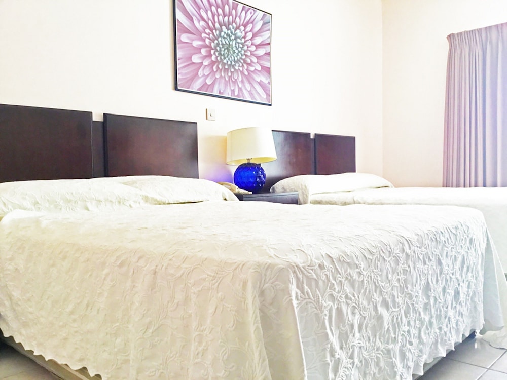 Standard Room, 2 Queen Beds photo 2
