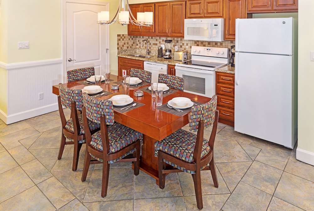 3 Bedroom 2 King 2 Twin Suite, Accessible with Bathtub