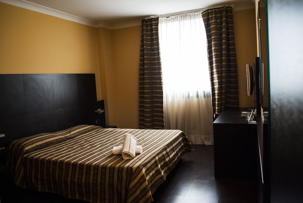 Comfort Double Room Single Use - Photo 4