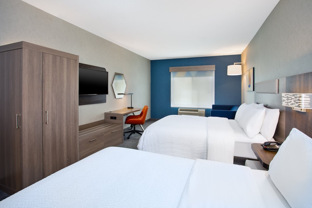 Suite, Multiple Beds, Accessible, Ground Floor (Communications) - Photo 1