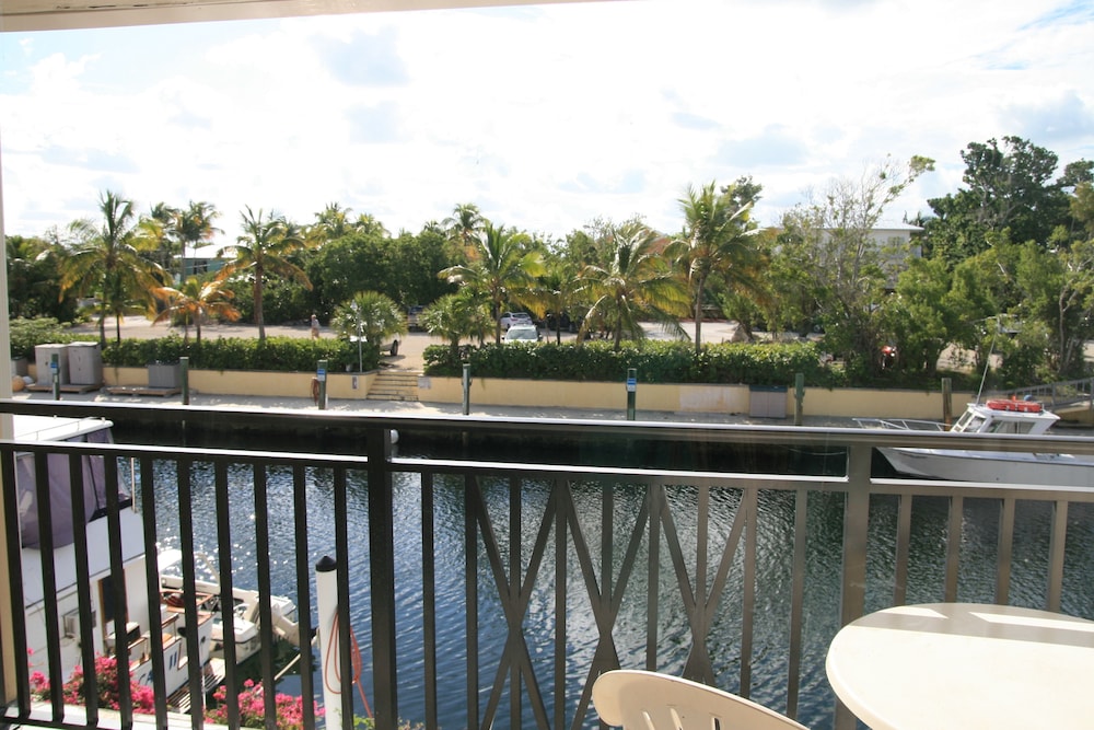 Waterside Suites and Marina, Photo 16