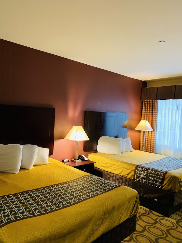 Standard Room, 2 Queen Beds, Smoking