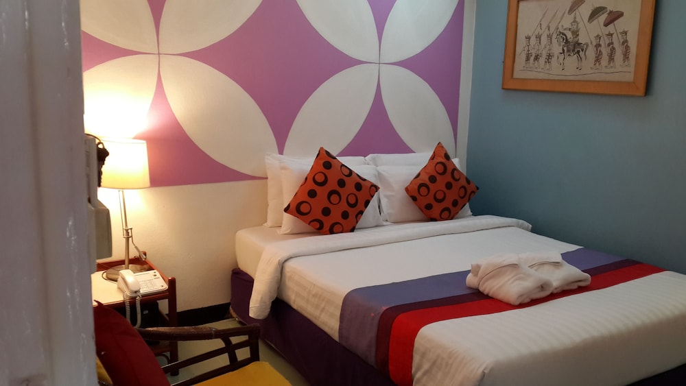 Superior Room, 1 Queen Bed photo 3