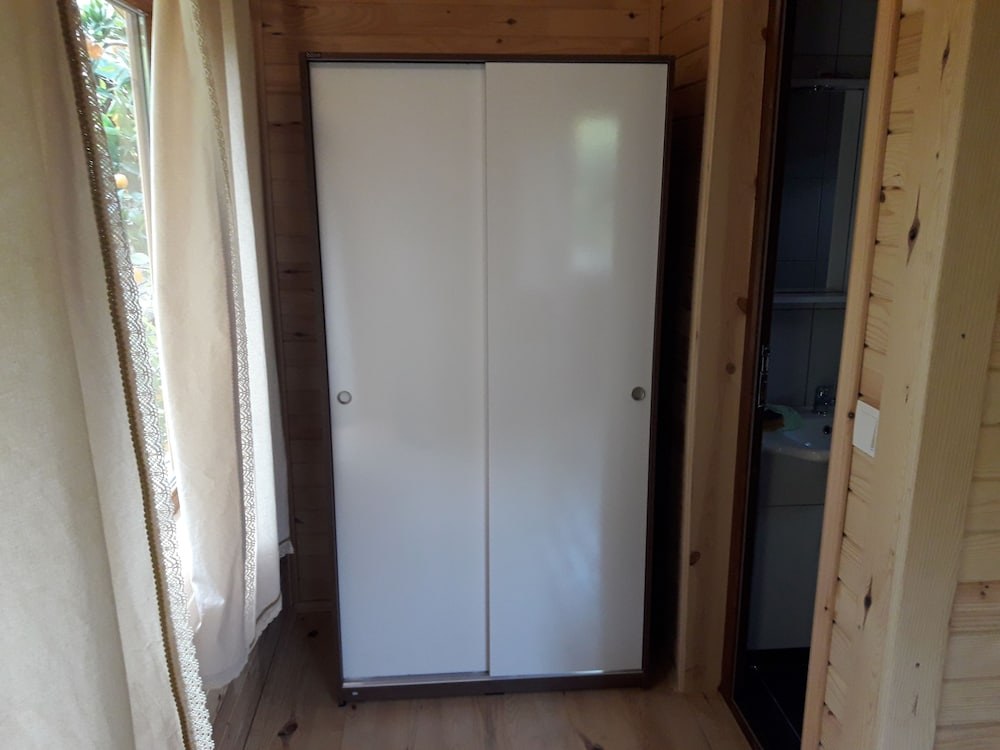 Double Room, 1 Queen Bed, Non Smoking, Garden View photo 3