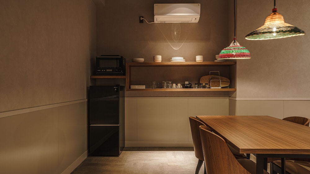 Aoka Condominium Suite - Photo 21