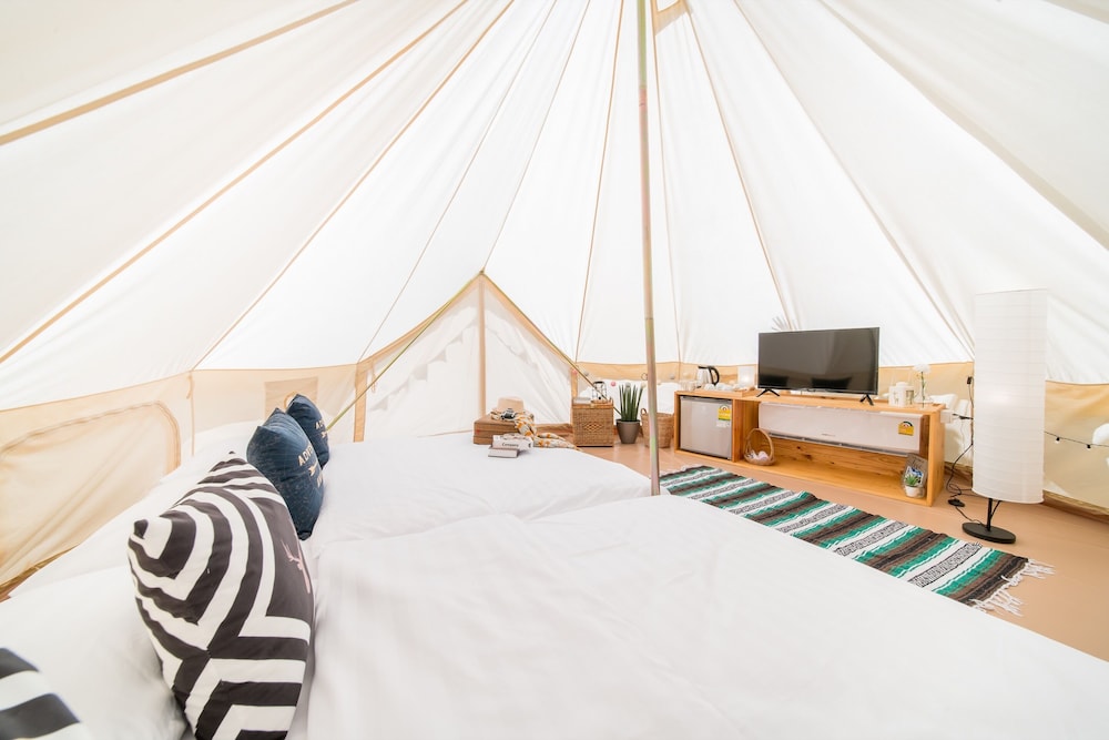 Family Bell Tent Garden View - Photo 5
