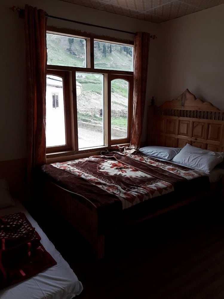 Standard Double Room - Photo 1
