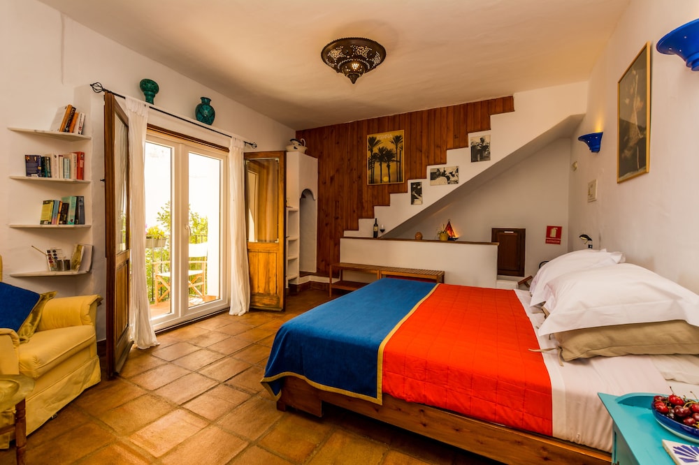 Superior Double or Twin Room, Balcony, Courtyard View