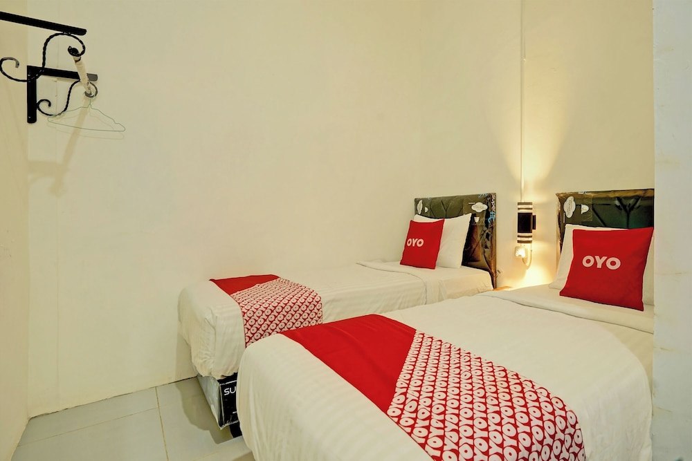 Deluxe Twin Room photo 3