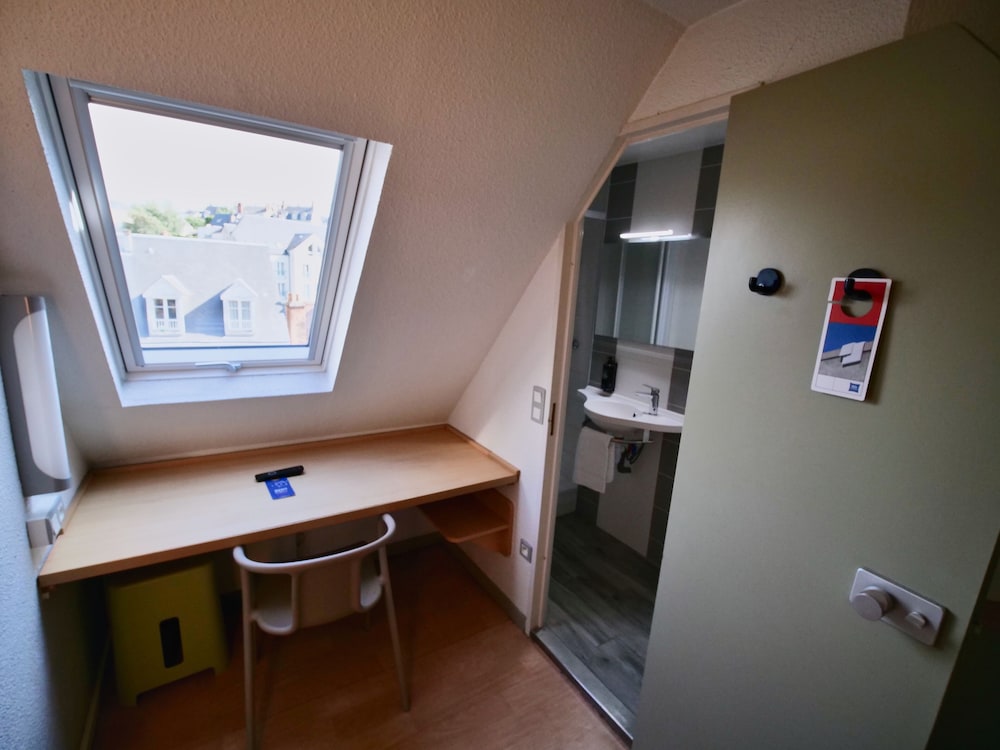 Triple Room, Multiple Beds photo 2