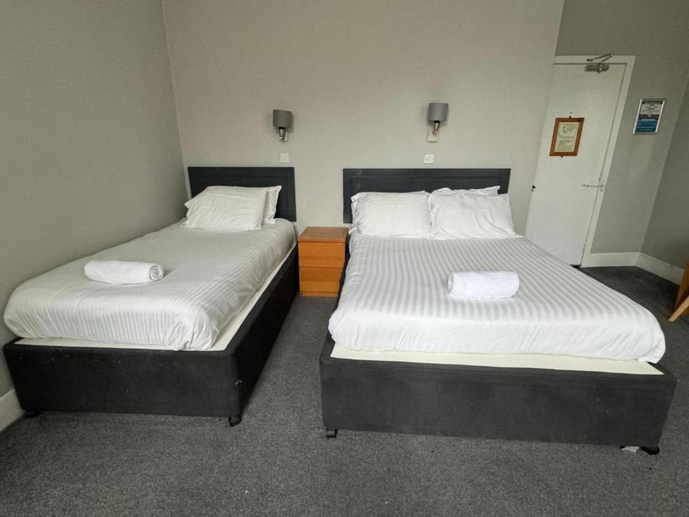 Standard Triple Room - Photo 1