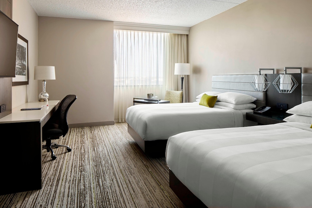 Room, 2 Double Beds - Photo 1