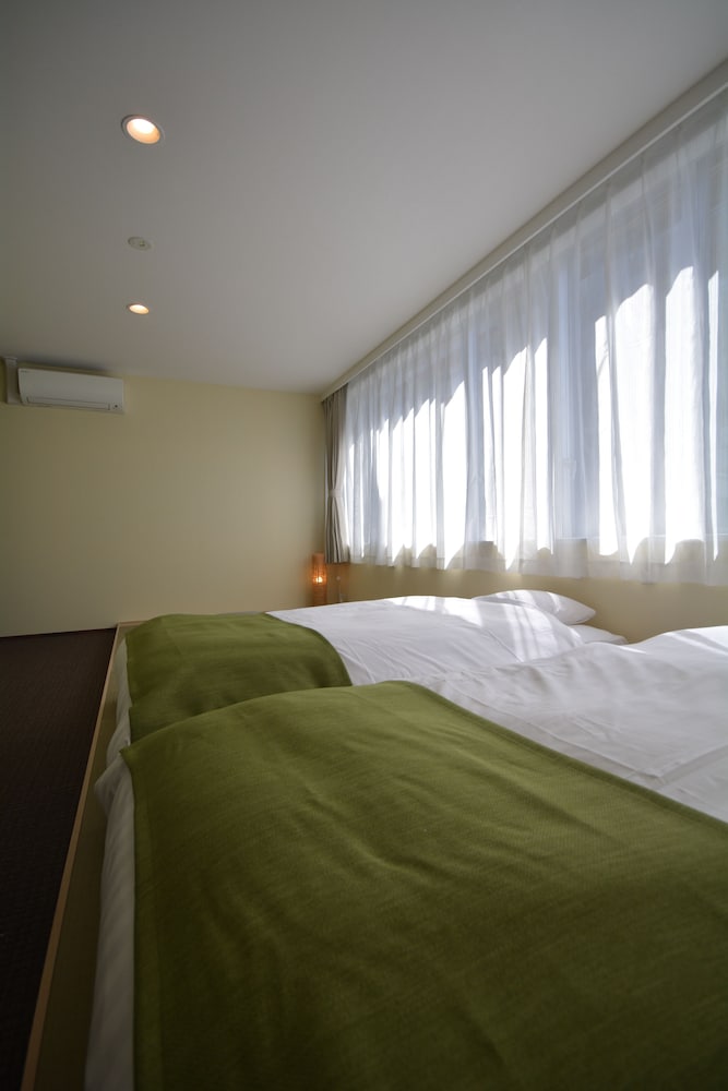 Comfort Studio Suite, Multiple Beds, Non Smoking, Hot Tub photo 3