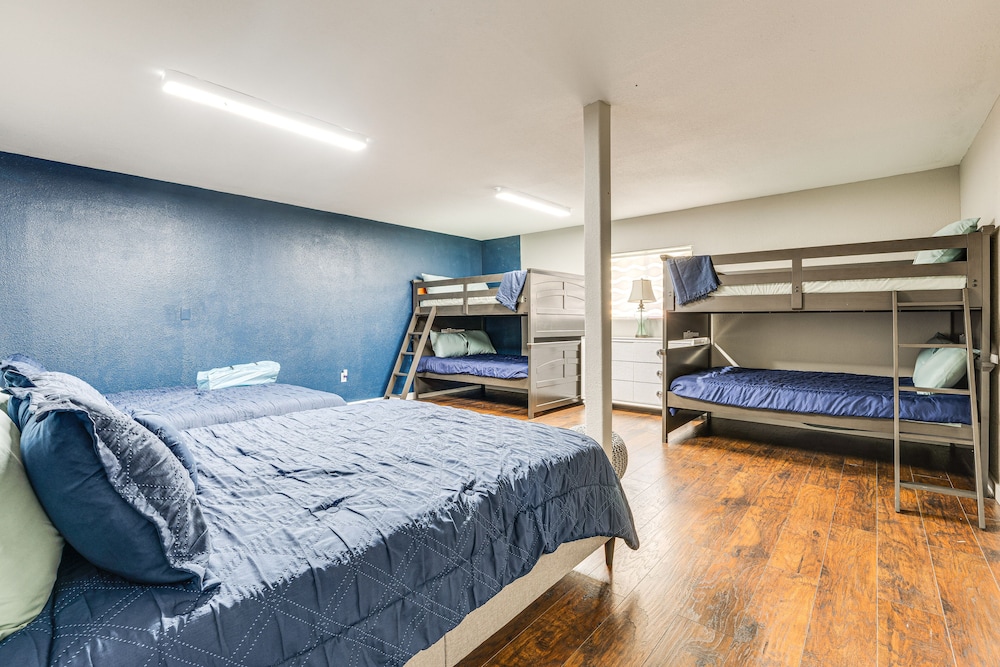 House (5 Bedrooms) photo 1
