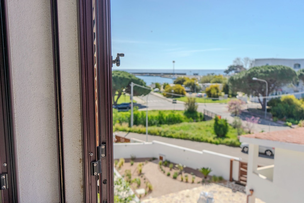 Apartment, Balcony