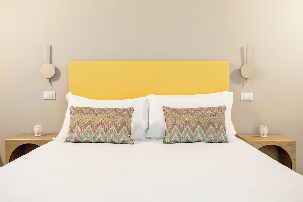 Standard Double Room, Balcony, Courtyard View