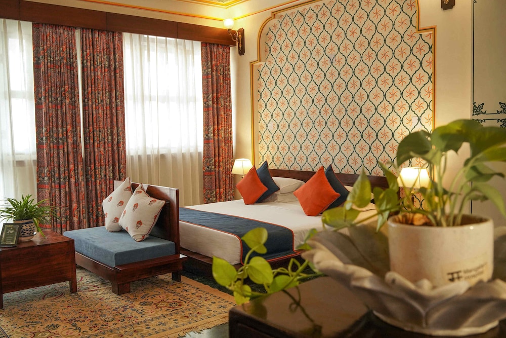 Courtyard Room photo 3